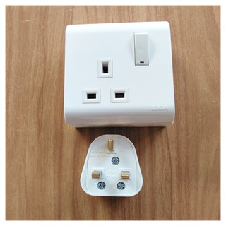 Ổ cắm 3 chấu Kiểu Anh - Phích cắm PUK LiOA