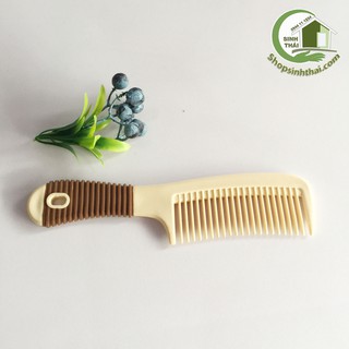Lược nhựa chải đầu - giao màu ngẫu nhiên