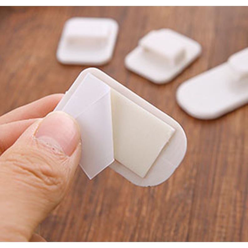 Set 2 bộ móc treo dán tường remote tiện dụng