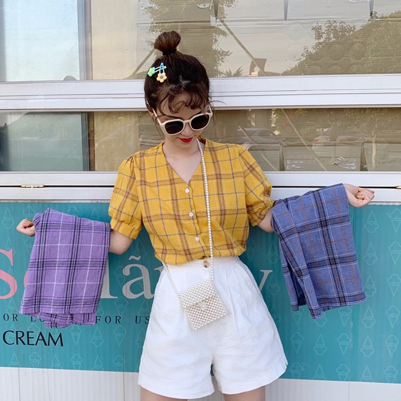 Áo sơ mi kẻ caro tay ngắn phong cách Hàn