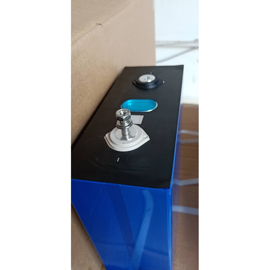 Pin lithium sắt phosphate LiFePo4 EVE 3.2V 280Ah