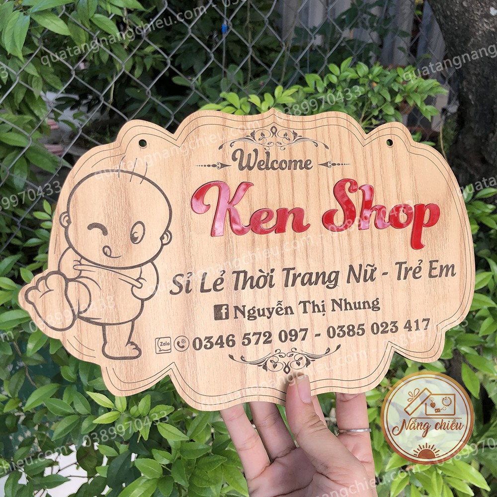 Bảng hiệu cho shop thời trang, trang tri shop, chụp ảnh sản phẩm bán hàng, chất liệu gỗ tự nhiên, khắc laze