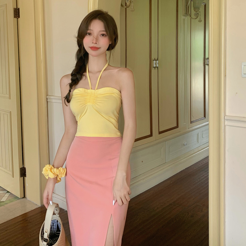 Áo Croptop Cổ Yếm Ôm Dáng Gợi Cảm Dành Cho Nữ | BigBuy360 - bigbuy360.vn