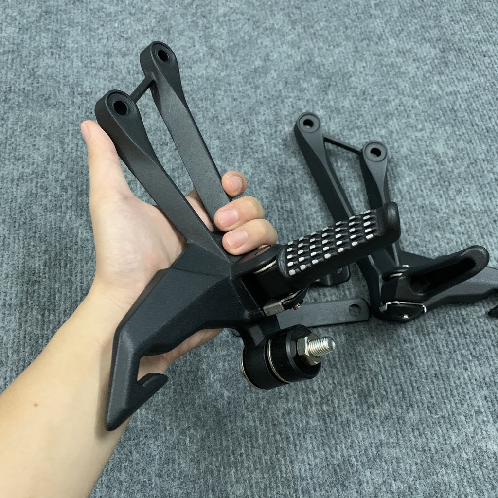 Gác Chân Z1000 Cho Winner Lắp Như Zin