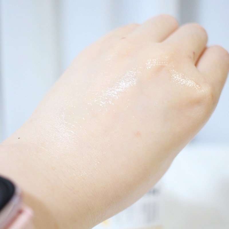 Tinh chất tái tạo dưỡng sáng da APRILSKIN Calendula 10% PHA-AHA Resurfacing Serum 30ml