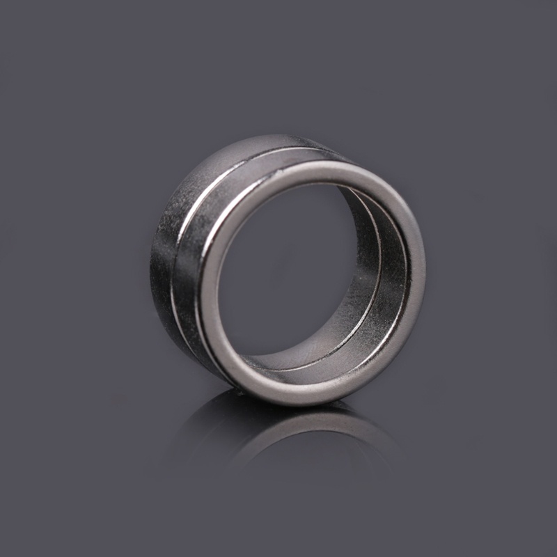 Set 2 vòng nam châm gắn đuôi đèn pin 20x16x5mm