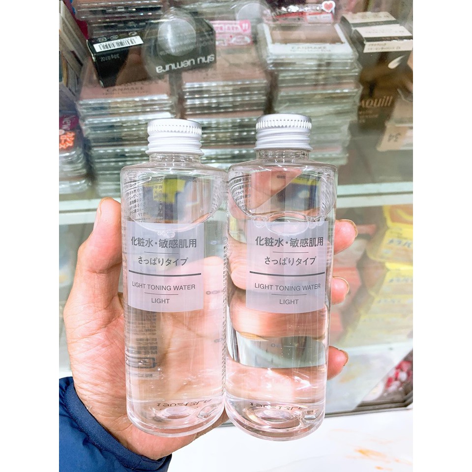 Nước Hoa Hồng Dành Cho Da Dầu Muji Light Toning Water Light 200ml