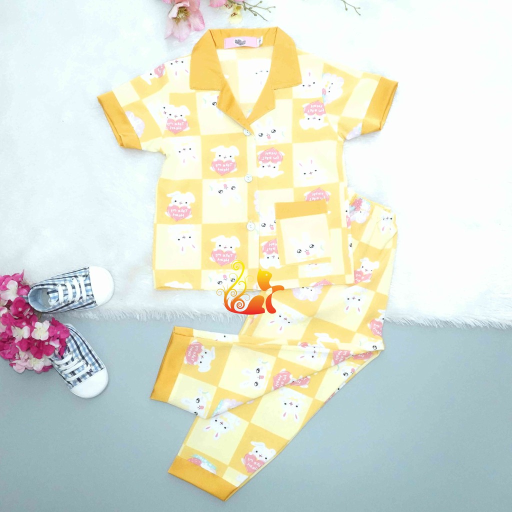 Đồ Bộ Pijama Satin Lụa Hàn &quot;Thỏ ô vuông&quot; Phối Cổ Trơn Quần Dài Cho Bé - Từ 12kg - 42kg.