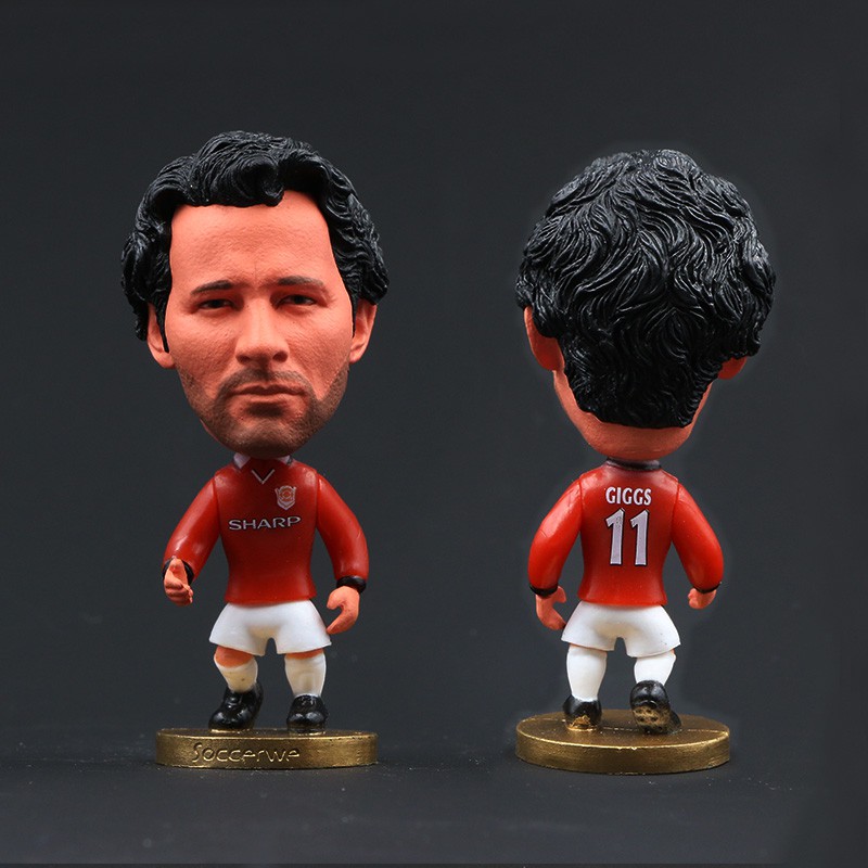 Mô hình cầu thủ Ryan Giggs - mùa giải 98-99