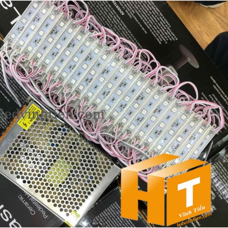ĐÈN LED HẮT 5054 (75MM x 12MM). 1 module gồm 3 bóng led. 1 dãy led gồm 20 module