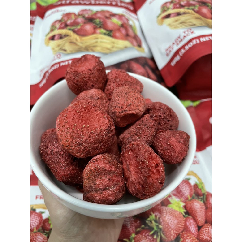⭐ Dâu Tây sấy khô nguyên trái DJ&A 100g ⭐Nhập Khẩu Chính Ngạch Australia ⭐ 100g | BigBuy360 - bigbuy360.vn