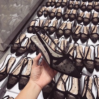 Giày Sandal Bệt Lưới Chấm Bi Mũi Nhọn