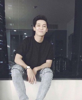 Áo thun trơn
