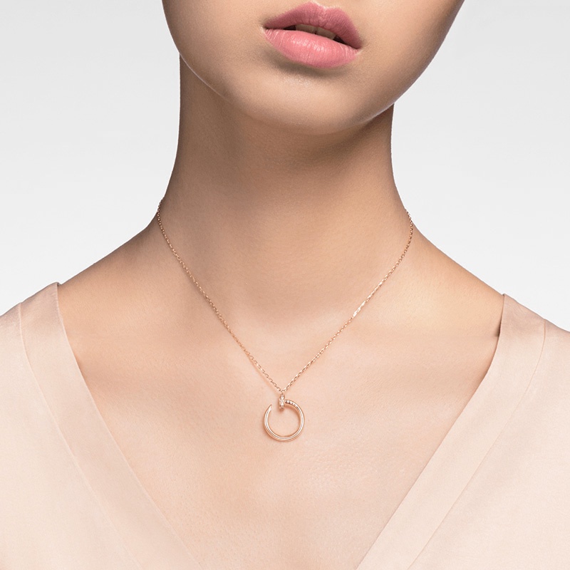 vòng cổ Nữ Mặt Tròn In Chữ Juste Un Clou 2021 Mạ Vàng Trắng 18k