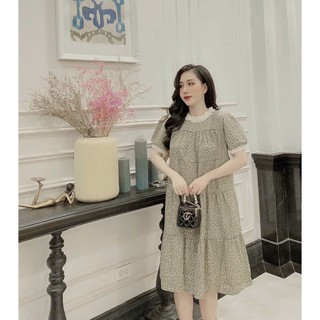 Váy lụa hoa nhí dáng xuông.
