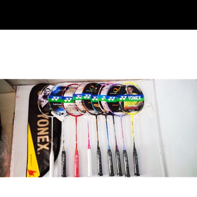 Vợt yonex Full cảbon tặng công Đan dây tặng dây tặng 2 cuốn cán tặng 1 cầu