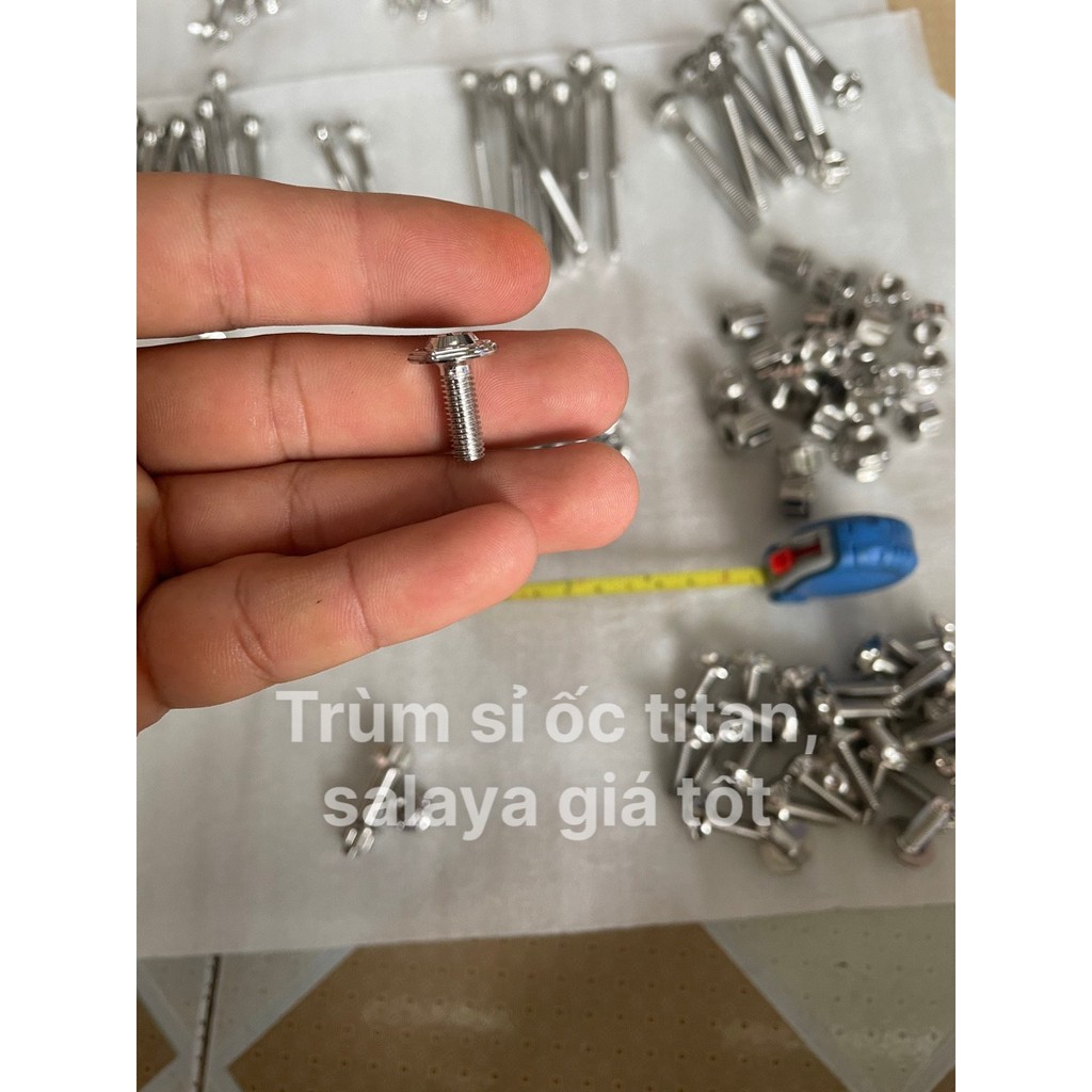 Ốc salaya Inox 5li 1,5 phân Gắn Dàn Áo Xe honda, yamaha..