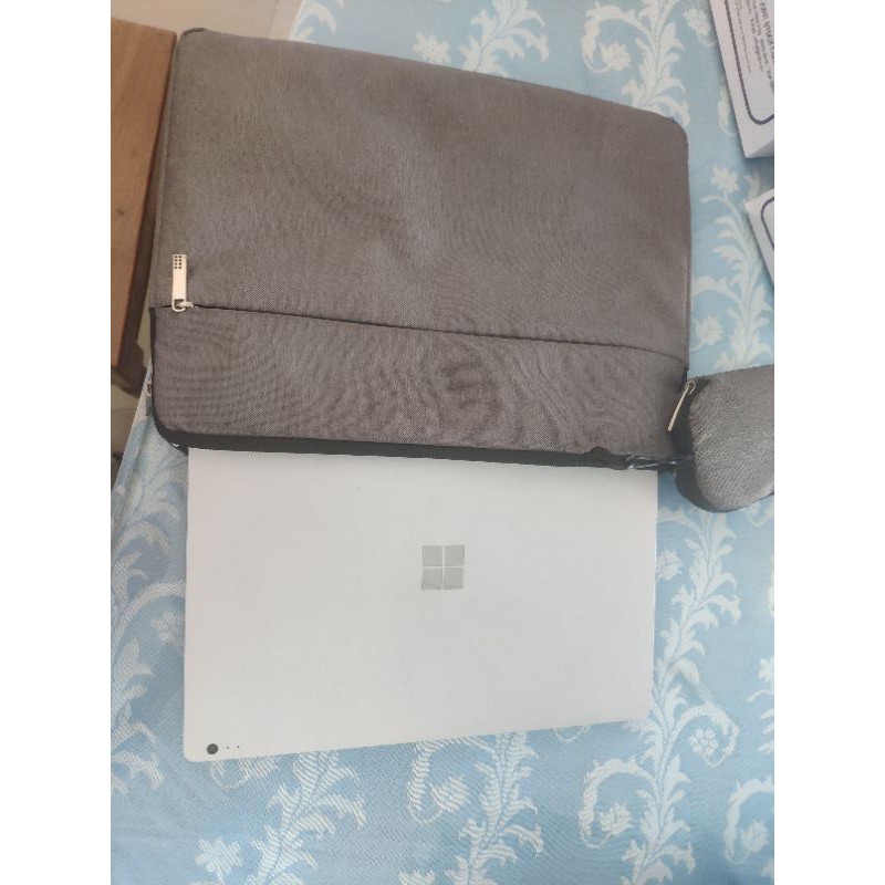 Laptop 2 trong 1 Microsoft Surface book. đầy đủ phụ kiện | BigBuy360 - bigbuy360.vn