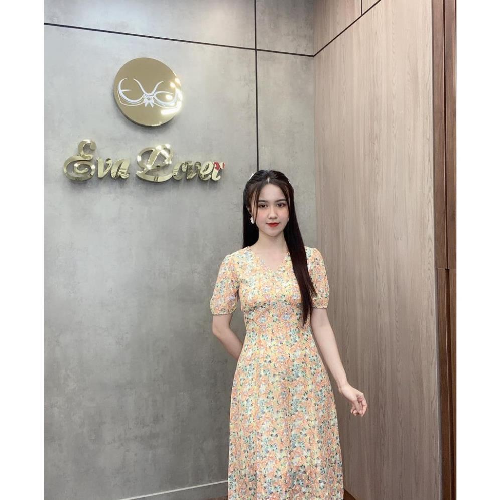 Váy hoa nhí công sở cổ V voan tay họa tiết hoa nhí chất liệu tơ xước thoáng mát Eva Lover