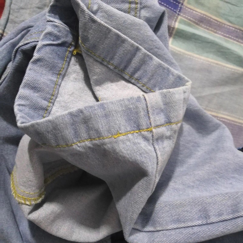 Quần jean thắt nơ