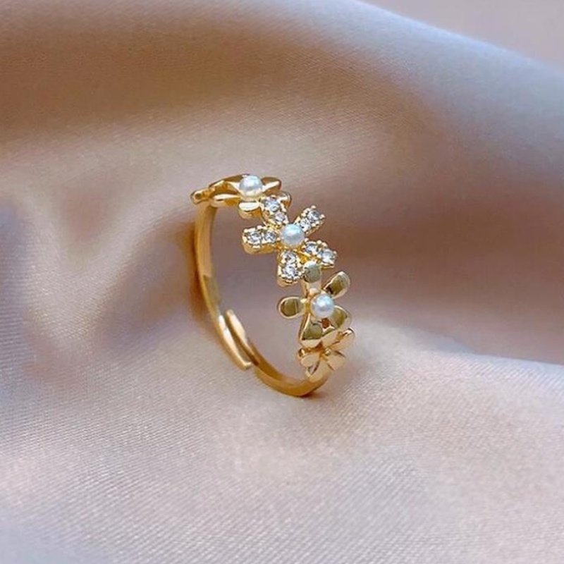 Nhẫn Đính Hôn Bằng Thép Titanium Mạ Vàng Đính Ngọc Trai Và Hoa Có Thể Điều Chỉnh Kích Thước