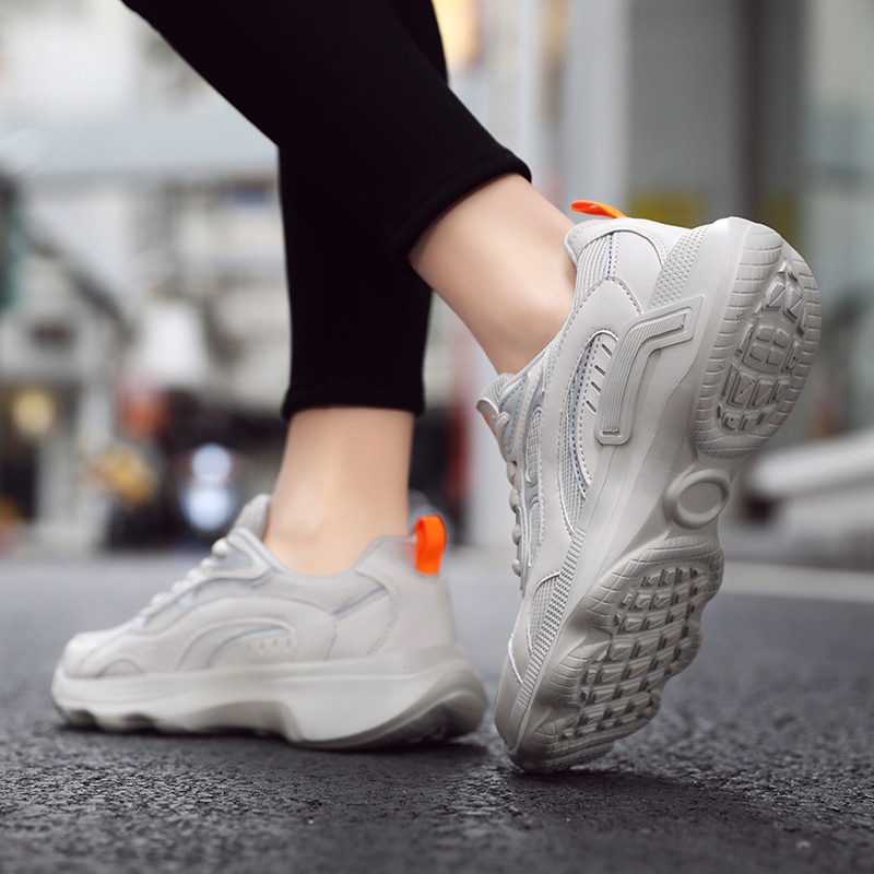 Giày thể thao tennis đế dày thoáng khí thời trang mùa thu 2021 cỡ 35-41 màu be/ đen/ trắng cho nữ