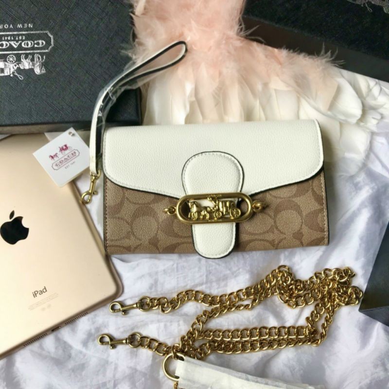Túi Clutch Chữ C Khóa Ngựa Size 18cm