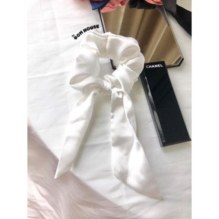 Cột tóc nơ Lolita sang chảnh