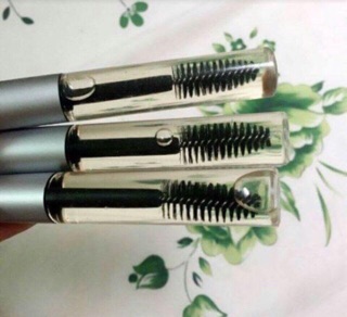 Combo 1 chiếc chuốt mi dầu dừa dài mi size to 10ml