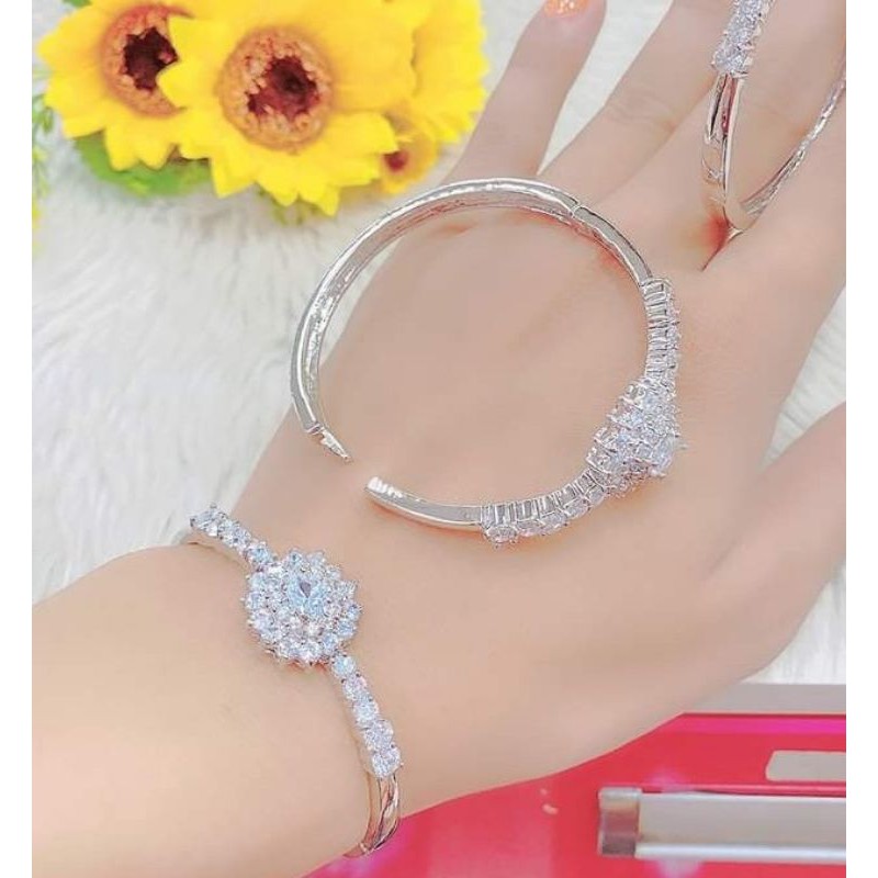 Vòng tay nữ mạ bạch kim bền màu mô đen - Bao hoàn tiền, bao đổi trả trong 07 ngày