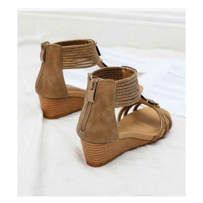 Giày sandal nội địa đính đá