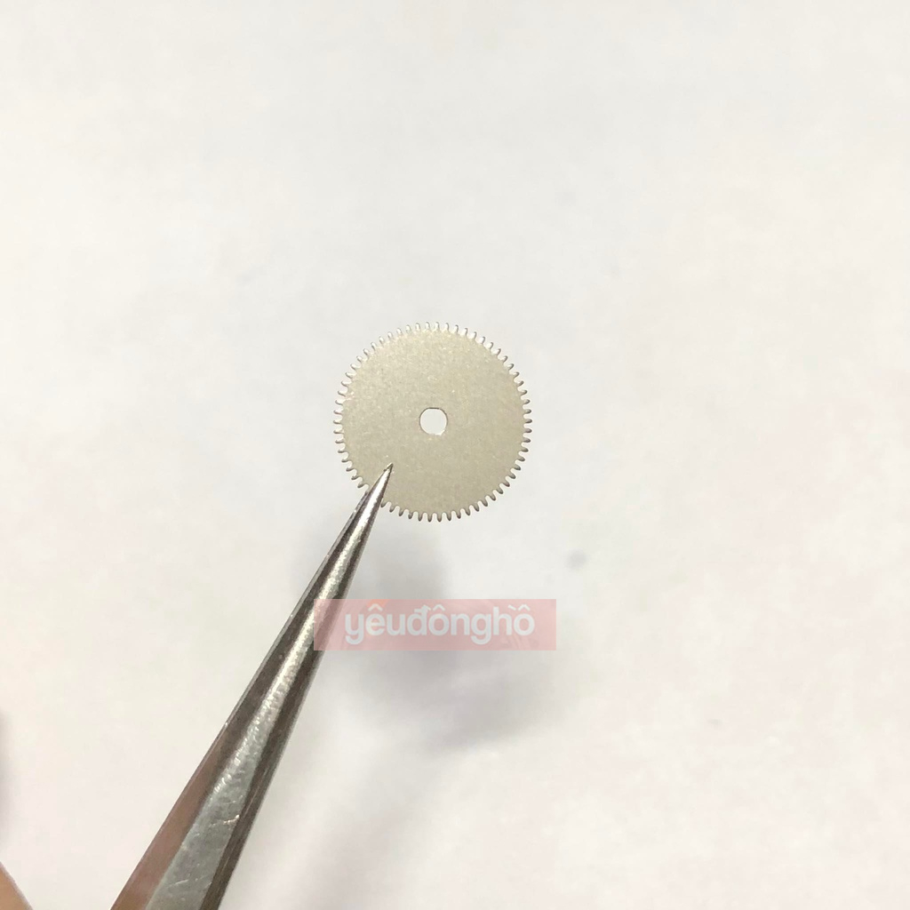 Các loại bánh xe máy tự động Seiko NH35, NH36