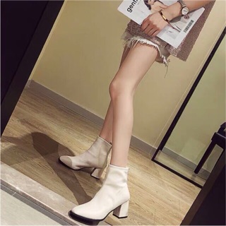 (Order) Boots mũi vuông da lì trơn basic dễ phối đồ cổ lửng gót vuông 7cm
