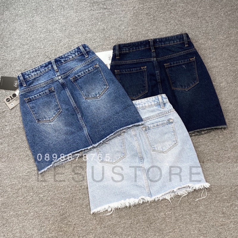 ẢNH TỰ CHỤP CHân váy jeans trơn lai tua lưng cao | BigBuy360 - bigbuy360.vn
