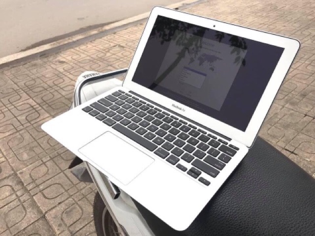 Macbook air 2010