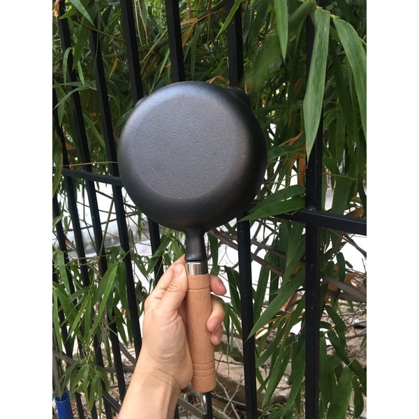 Chảo gang mini 16cm-20cm-25cm tay cầm chống bỏng-sử dụng bếp từ