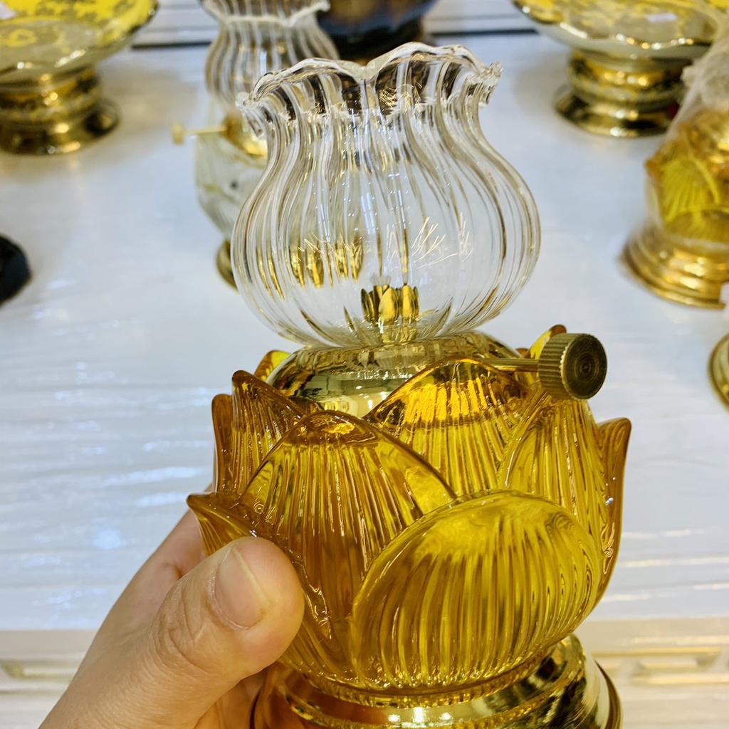 Đèn dầu hoa sen pha lê ĐẠI PHÁT, Mẫu mới sang trọng có hai màu vàng trắng chân đồng