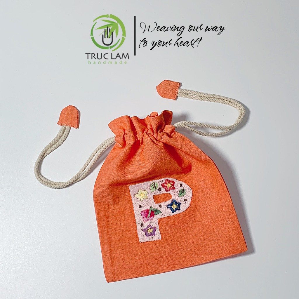 Túi Dây Rút Thêu Tay Họa Tiết Chữ Cái P Phối Hoa Văn Nhiều Màu Sắc - Trúc Lâm Handmade