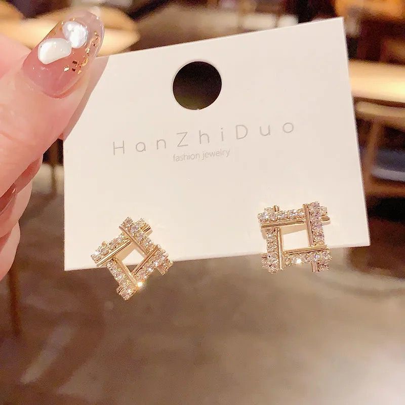 Bông tai bạc S925 - Hoa tai kẻ sọc đín đá lấp lánh dễ thương, sang trọng ZaZa.accessories KT8056