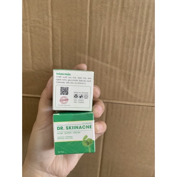 Kem giảm thâm ngừa mụn