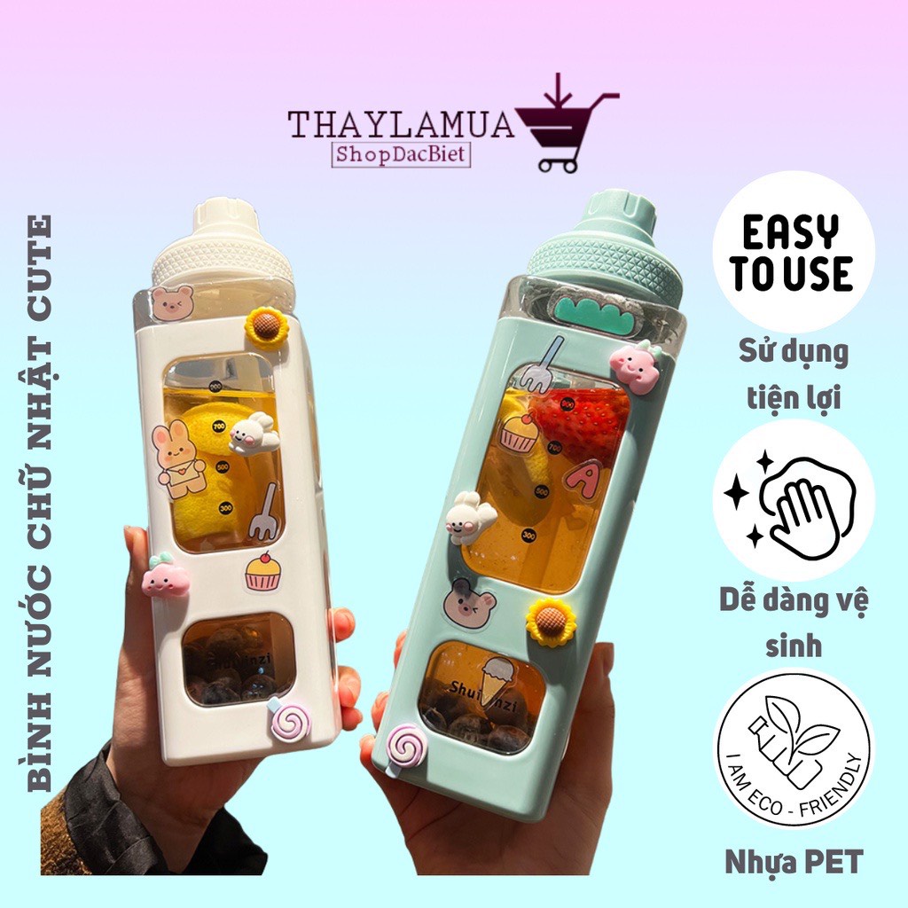 BÌNH NHỰA ĐỰNG NƯỚC HÌNH VUÔNG TẶNG STICKER CHÌM 700 ML CÓ DÂY TREO ĐỦ MÀU