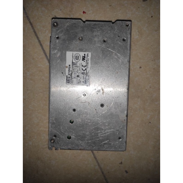Nguồn tổ ong omron 24v