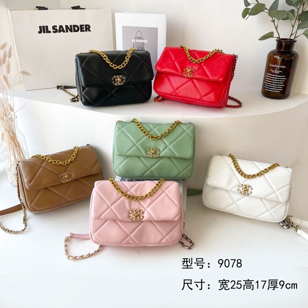chanells_19 Túi Xách Đeo Vai Bằng Sáp Dầu Mềm Mại Dung Tích Lớn Phong Cách Thời Trang 25cm Dành Cho Bạn Nữ