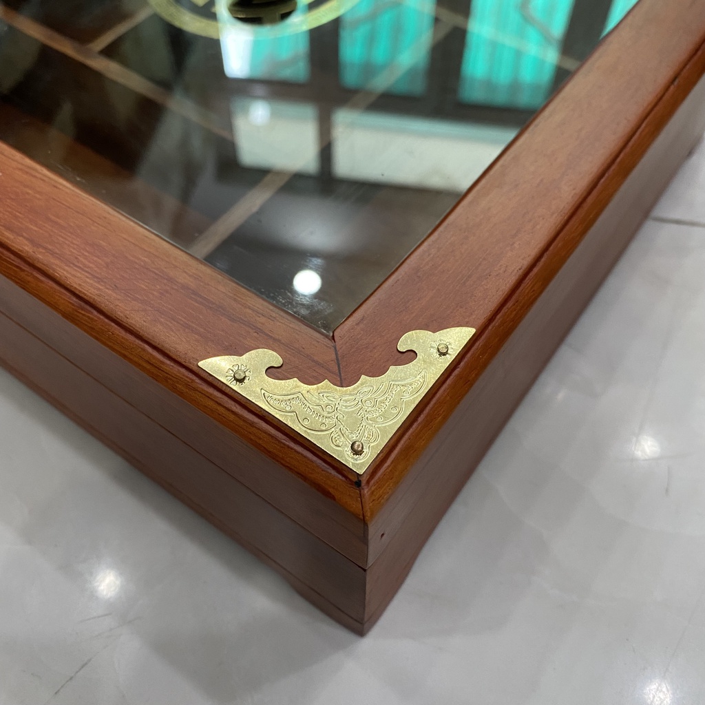 Khay Đựng Mứt Tết bằng Gỗ Hương Cao Cấp Vuông Kính nắp Bọc Đồng - khay đựng bánh kẹo tết bằng gỗ -- ẢNH THỰC TẾ