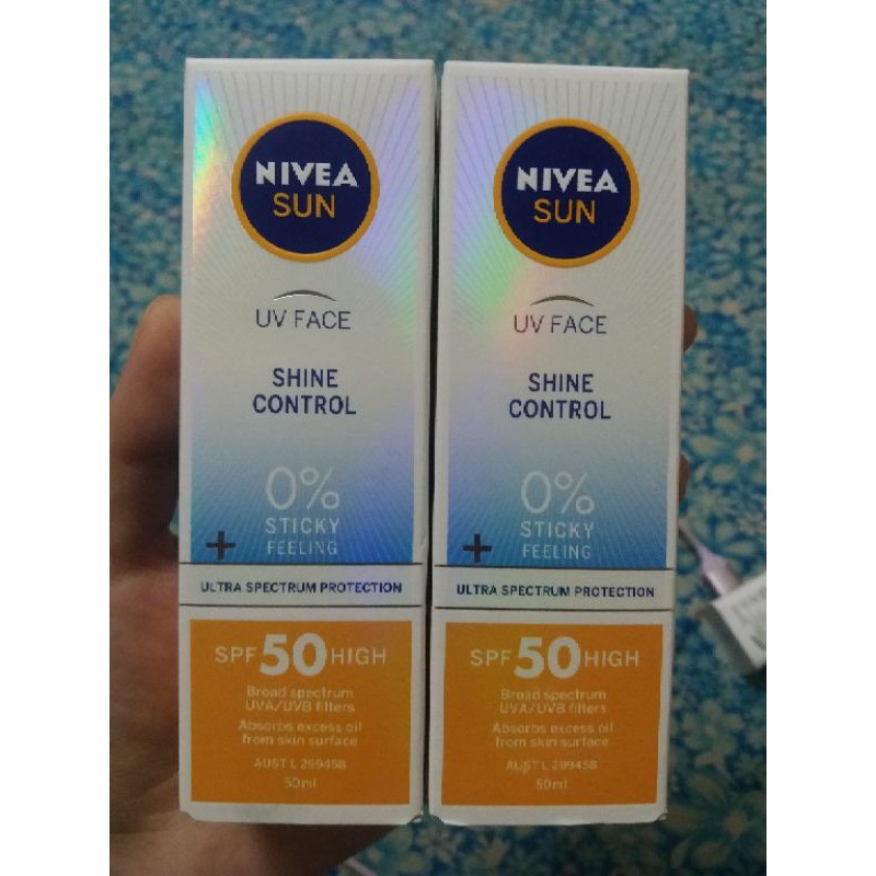 Kem chống nắng Nivea Sun UV Face shine control SPF 50