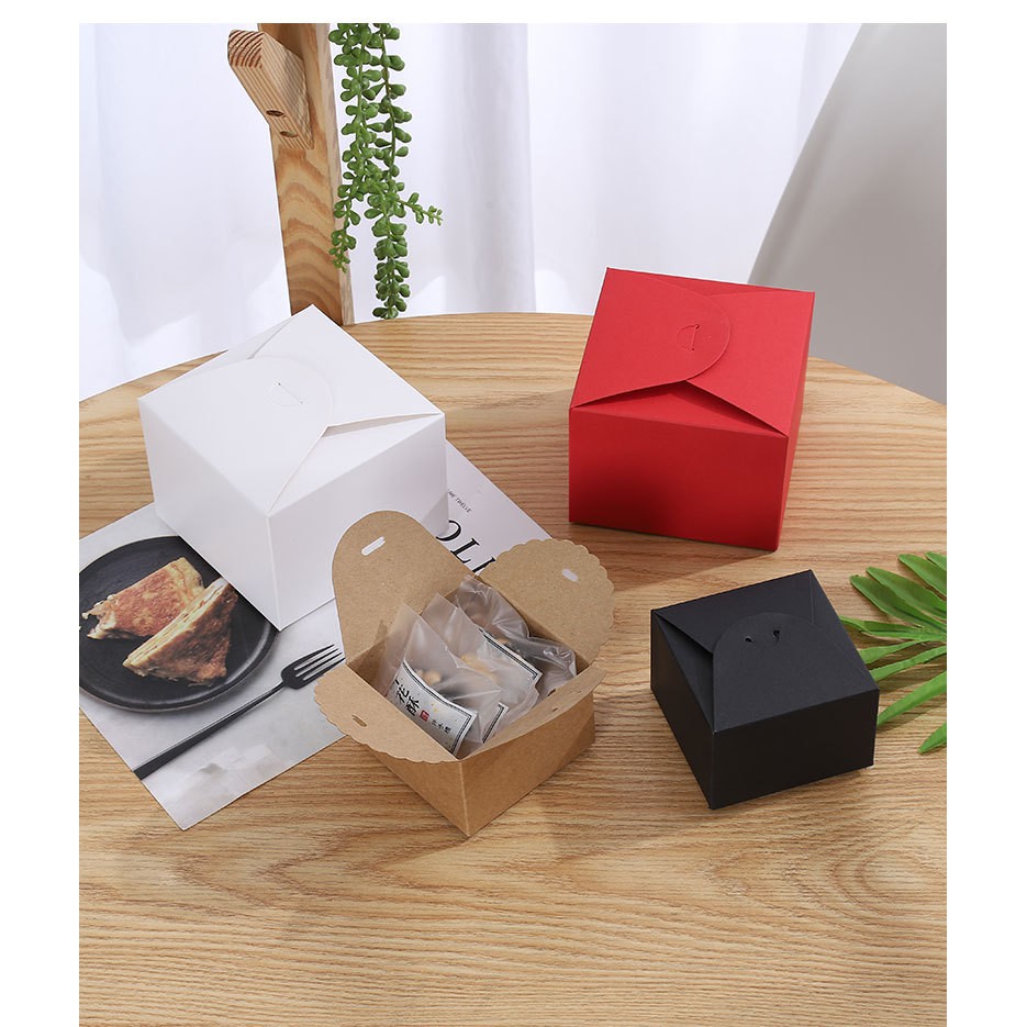 Hộp đựng quà, bánh kraft vuông - TQ07