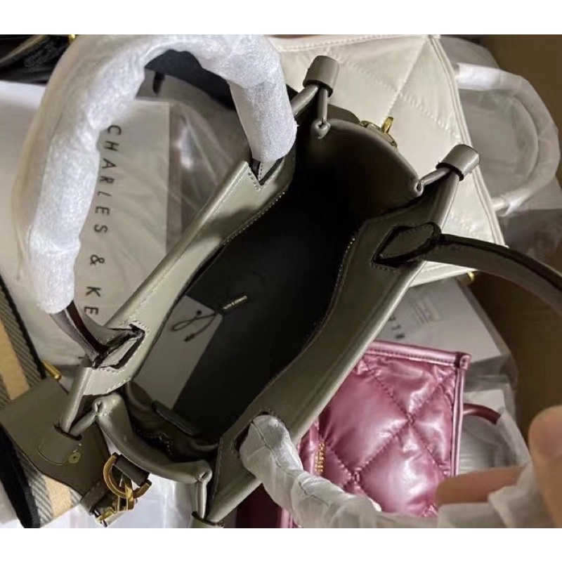 Túi cnk tote tay cầm ô trám