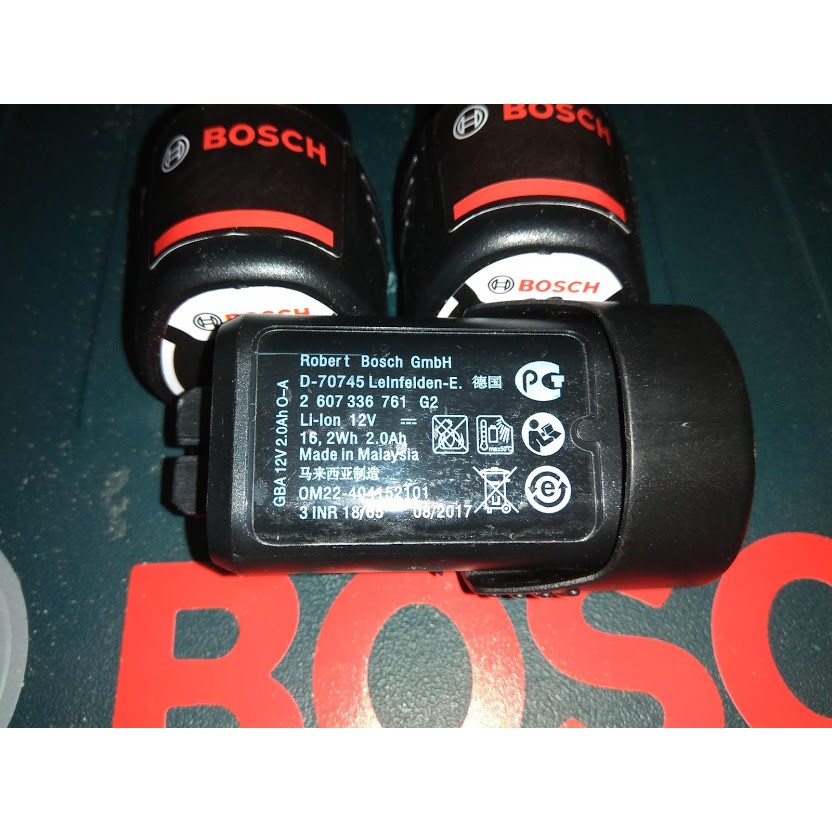 Pin 12 vôn cho máy khoan pin Bosh,1500AH,hàng theo máy,xuất xứ Malaixia.