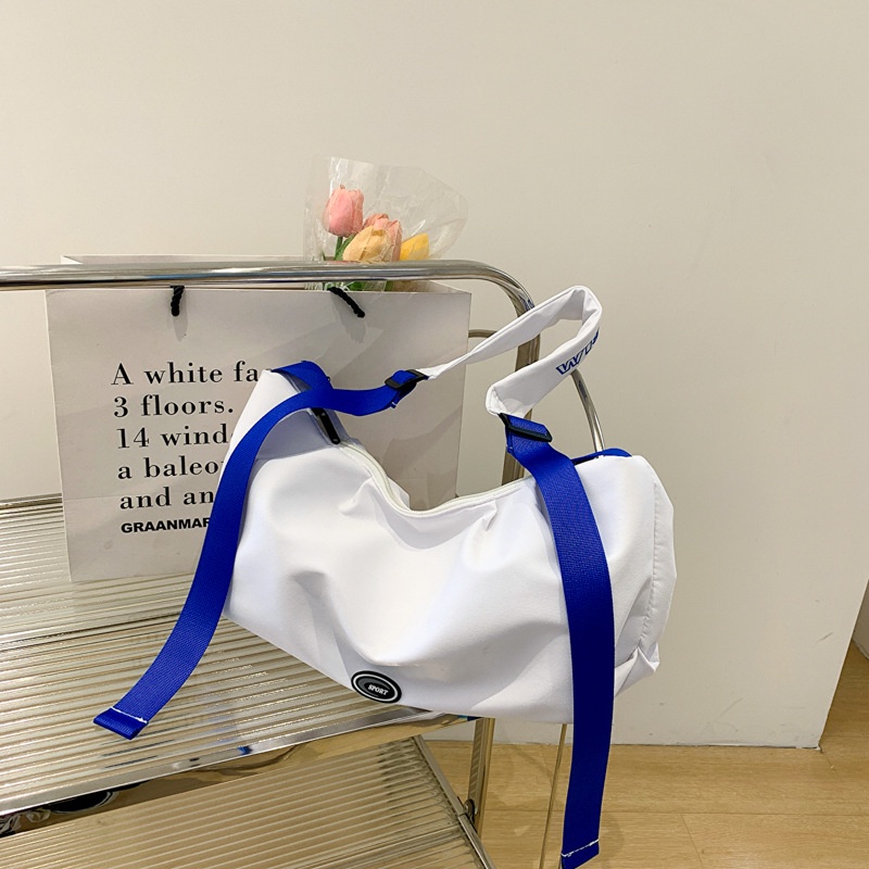 Túi Đeo Vai Vải Oxford Nhẹ Thêu Họa Tiết Thời Trang