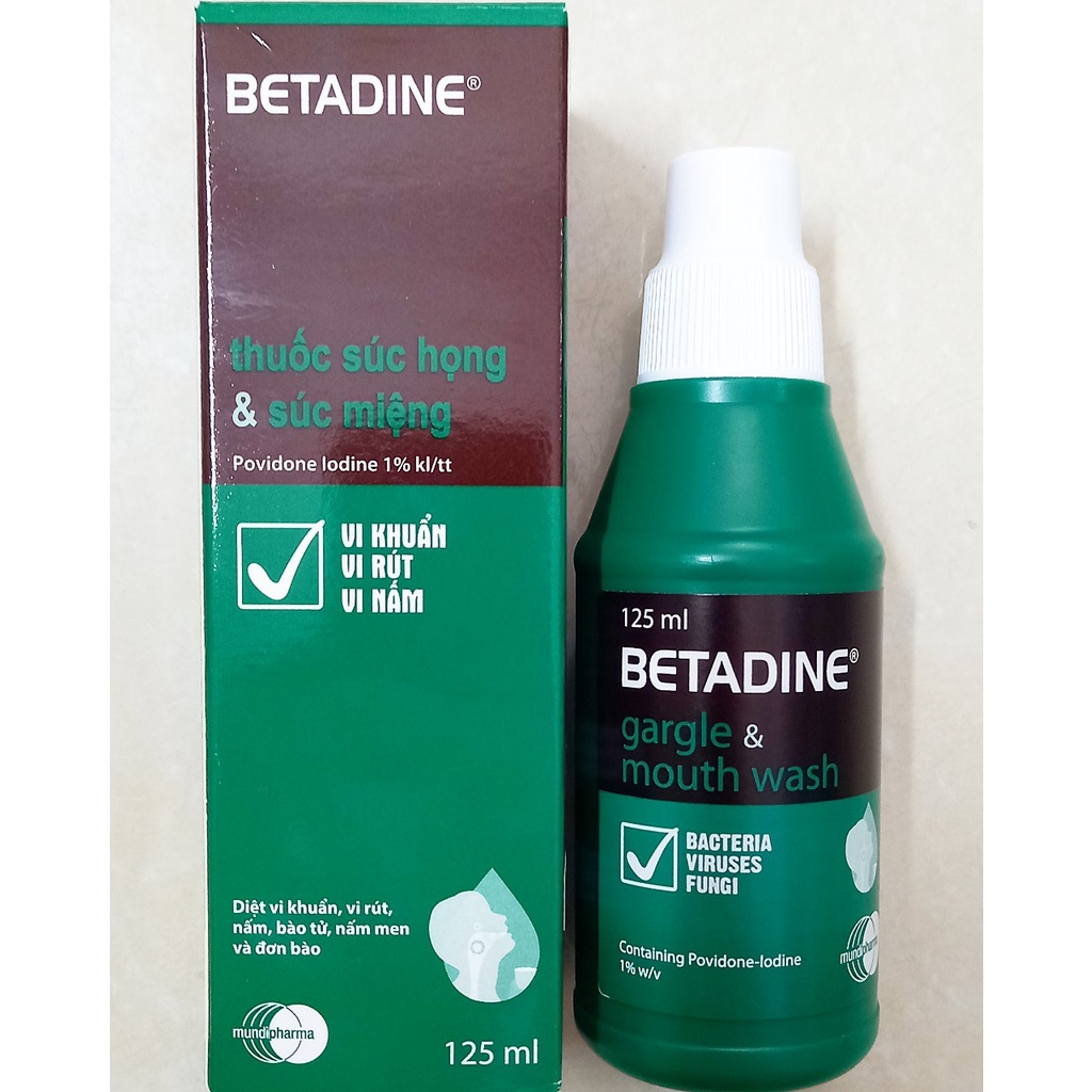 Dung dịch súc họng Betadin chai 125ml ( Cộng hòa Síp). Betadine súc miệng giúp sát khuẩn họng